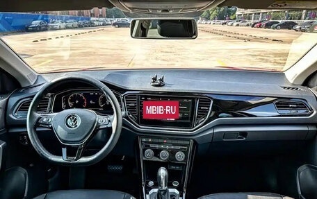 Volkswagen T-Roc I, 2022 год, 1 570 123 рублей, 7 фотография