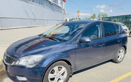 KIA cee'd I рестайлинг, 2011 год, 985 000 рублей, 2 фотография