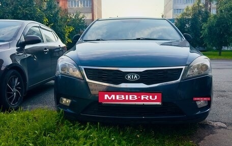 KIA cee'd I рестайлинг, 2011 год, 985 000 рублей, 4 фотография