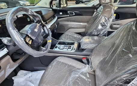 KIA Carnival, 2025 год, 4 937 027 рублей, 9 фотография