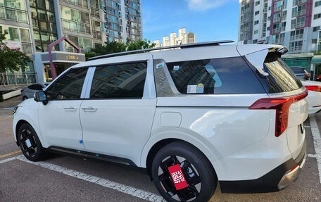 KIA Carnival, 2025 год, 4 937 027 рублей, 3 фотография