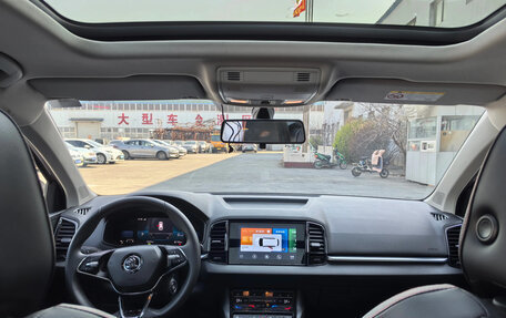 Skoda Karoq I, 2022 год, 2 090 000 рублей, 3 фотография