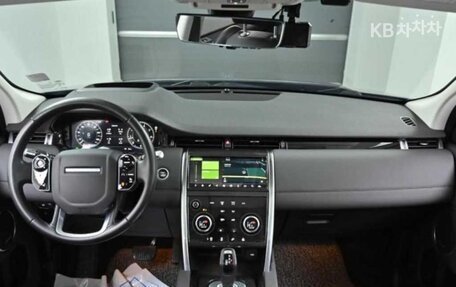 Land Rover Discovery Sport I рестайлинг, 2021 год, 2 745 010 рублей, 7 фотография