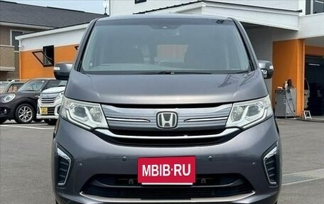 Honda Stepwgn IV, 2016 год, 1 405 000 рублей, 2 фотография