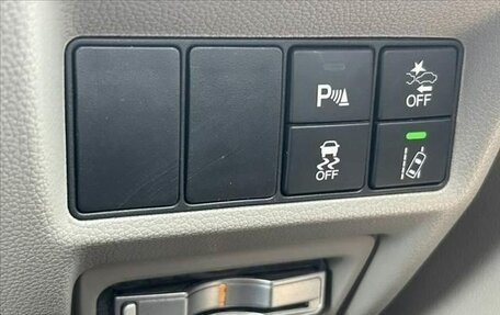 Honda Stepwgn IV, 2016 год, 1 405 000 рублей, 19 фотография