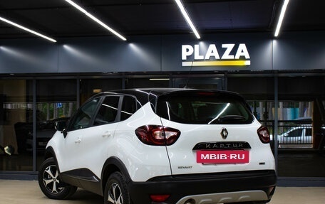 Renault Kaptur I рестайлинг, 2017 год, 1 115 000 рублей, 3 фотография