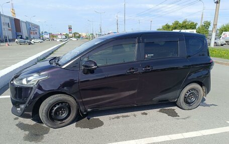 Toyota Sienta II, 2018 год, 1 550 000 рублей, 10 фотография