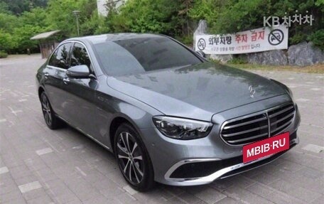 Mercedes-Benz E-Класс, 2021 год, 3 656 030 рублей, 2 фотография