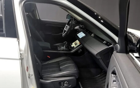 Land Rover Range Rover Evoque II, 2022 год, 3 550 010 рублей, 11 фотография