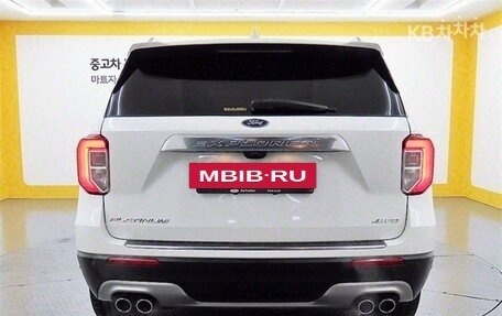 Ford Explorer VI, 2022 год, 3 200 010 рублей, 3 фотография