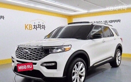 Ford Explorer VI, 2022 год, 3 200 010 рублей, 2 фотография