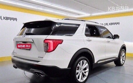 Ford Explorer VI, 2022 год, 3 200 010 рублей, 4 фотография