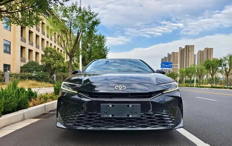 Toyota Camry, 2025 год, 2 800 777 рублей, 2 фотография