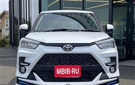 Toyota Raize I, 2021 год, 1 117 000 рублей, 2 фотография