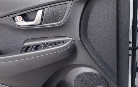Hyundai Kona I, 2021 год, 2 020 000 рублей, 12 фотография