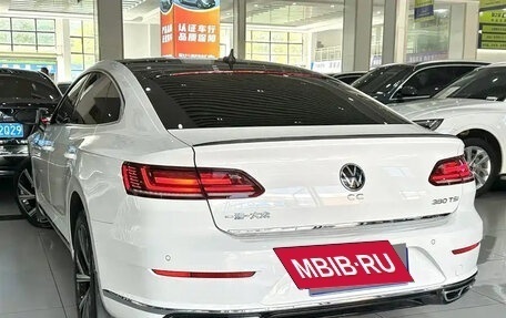 Volkswagen Passat CC, 2022 год, 2 300 000 рублей, 6 фотография