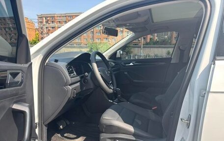 Volkswagen T-Roc I, 2021 год, 1 350 008 рублей, 11 фотография