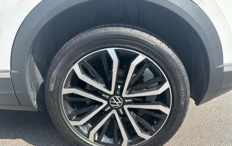 Volkswagen T-Roc I, 2021 год, 1 350 008 рублей, 14 фотография