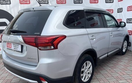 Mitsubishi Outlander III рестайлинг 3, 2016 год, 1 419 999 рублей, 6 фотография