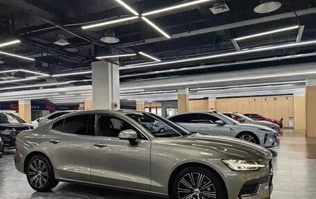 Volvo S60 III, 2021 год, 2 131 027 рублей, 3 фотография