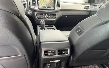 SsangYong Rexton, 2021 год, 2 600 000 рублей, 19 фотография