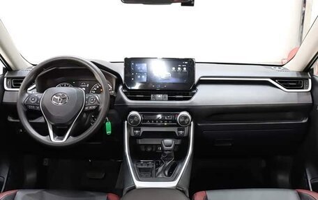 Toyota RAV4, 2023 год, 2 545 000 рублей, 7 фотография