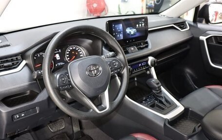 Toyota RAV4, 2023 год, 2 545 000 рублей, 6 фотография