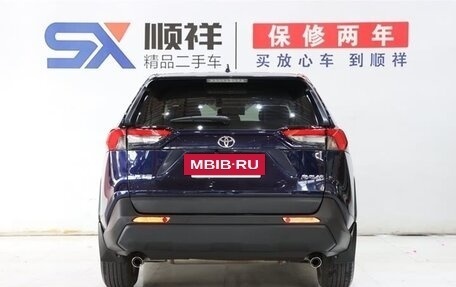 Toyota RAV4, 2023 год, 2 545 000 рублей, 15 фотография
