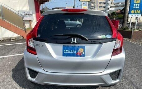 Honda Fit III, 2014 год, 735 000 рублей, 4 фотография