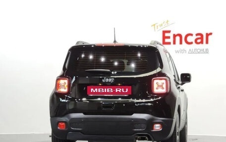Jeep Renegade I рестайлинг, 2022 год, 2 280 000 рублей, 4 фотография