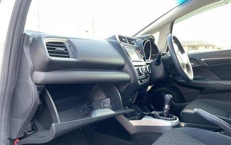 Honda Fit III, 2014 год, 735 000 рублей, 8 фотография