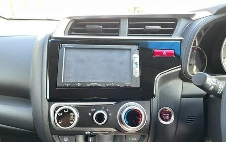 Honda Fit III, 2014 год, 735 000 рублей, 9 фотография