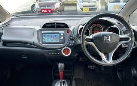 Honda Fit III, 2011 год, 715 000 рублей, 9 фотография