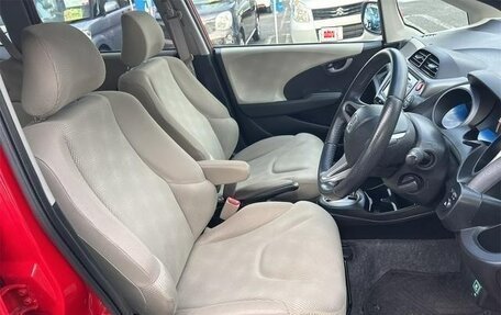 Honda Fit III, 2011 год, 715 000 рублей, 24 фотография