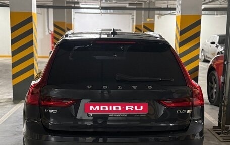 Volvo V90 Cross Country I рестайлинг, 2017 год, 3 000 000 рублей, 2 фотография