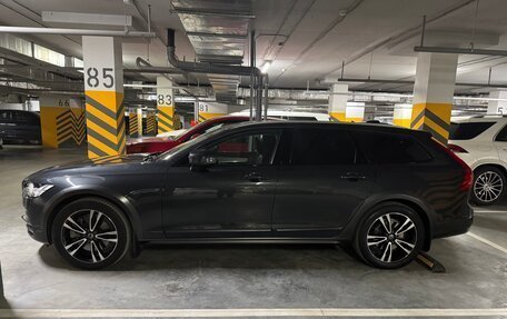 Volvo V90 Cross Country I рестайлинг, 2017 год, 3 000 000 рублей, 4 фотография