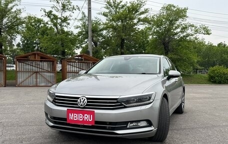 Volkswagen Passat B8 рестайлинг, 2016 год, 1 650 000 рублей, 7 фотография