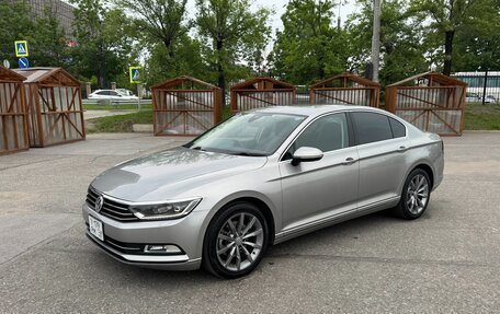 Volkswagen Passat B8 рестайлинг, 2016 год, 1 650 000 рублей, 19 фотография