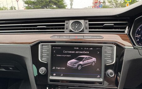 Volkswagen Passat B8 рестайлинг, 2016 год, 1 650 000 рублей, 36 фотография