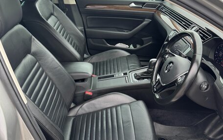 Volkswagen Passat B8 рестайлинг, 2016 год, 1 650 000 рублей, 33 фотография