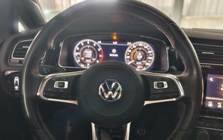 Volkswagen Golf VII, 2020 год, 1 400 000 рублей, 9 фотография
