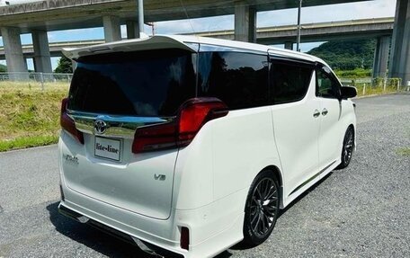 Toyota Alphard III, 2022 год, 4 100 001 рублей, 4 фотография