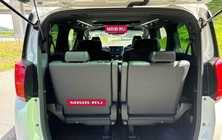 Toyota Alphard III, 2022 год, 4 100 001 рублей, 11 фотография