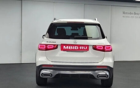 Mercedes-Benz GLB, 2022 год, 2 971 111 рублей, 4 фотография