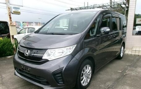 Honda Stepwgn IV, 2018 год, 1 370 000 рублей, 8 фотография
