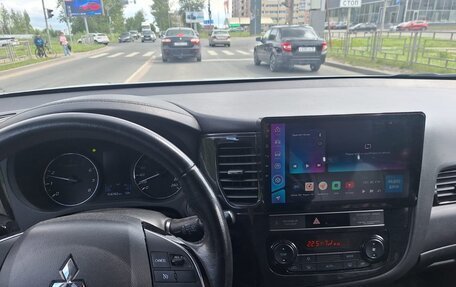 Mitsubishi Outlander III рестайлинг 3, 2019 год, 2 190 000 рублей, 3 фотография