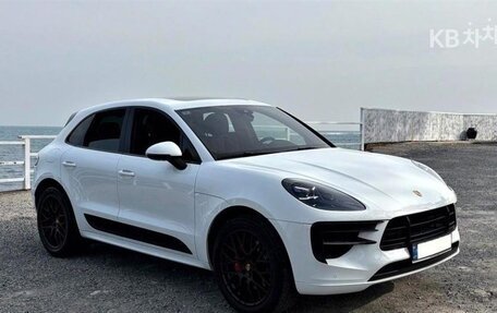 Porsche Macan I рестайлинг, 2021 год, 6 369 000 рублей, 3 фотография