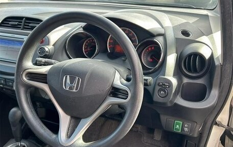 Honda Fit III, 2012 год, 605 000 рублей, 28 фотография
