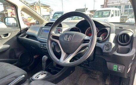 Honda Fit III, 2012 год, 605 000 рублей, 27 фотография