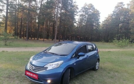 Nissan Note II рестайлинг, 2015 год, 800 000 рублей, 1 фотография